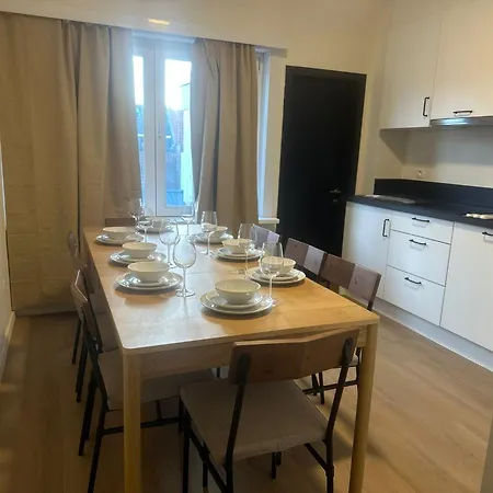 Cozy In 2 Private Rooms, 15 Min To Downtown *
