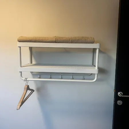 Cozy In 2 Private Rooms, 15 Min To Downtown